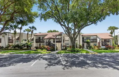 10187 MANGROVE DR 201, BOYNTON BEACH, FL..., Boynton Beach, FL 33437