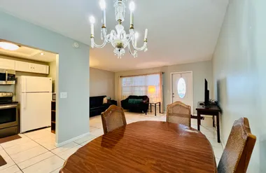 330 SOUTHAMPTON B B, WEST PALM BEACH, FL..., West Palm Beach, FL 33417