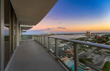 220 LAKE SHORE DR 1911, LAKE PARK, FL, 3..., Lake Park, FL 33403