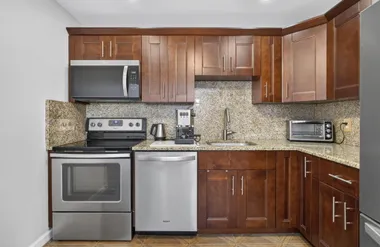 307 WELLINGTON C C, WEST PALM BEACH, FL,..., West Palm Beach, FL 33417