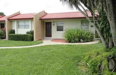117 GOLDEN RIVER DR, WEST PALM BEACH, FL..., West Palm Beach, FL 33411