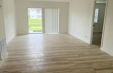 463 LAKE FRANCES DR 463, WEST PALM BEACH..., West Palm Beach, FL 33411