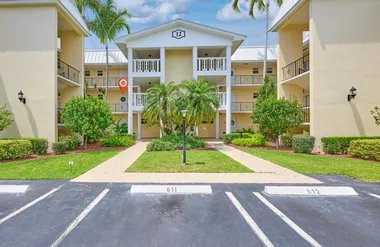 12 COLONIAL CLUB DR 202, BOYNTON BEACH, ..., Boynton Beach, FL 33435