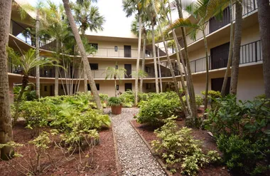 5220 LAS VERDES CIR 220, DELRAY BEACH, F..., Delray Beach, FL 33484