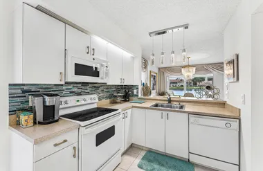 14388 EMERALD LAKE DR 2, DELRAY BEACH, F..., Delray Beach, FL 33446