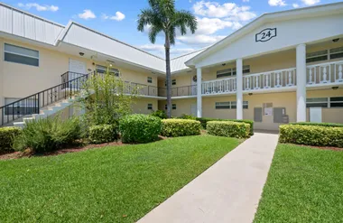 24 COLONIAL CLUB DR 101, BOYNTON BEACH, ..., Boynton Beach, FL 33435