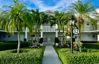 32 COLONIAL CLUB DR 203, BOYNTON BEACH, ..., Boynton Beach, FL 33435
