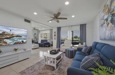 9200 N HOLLYBROOK LAKE DR 310, PEMBROKE ..., Pembroke Pines, FL 33025