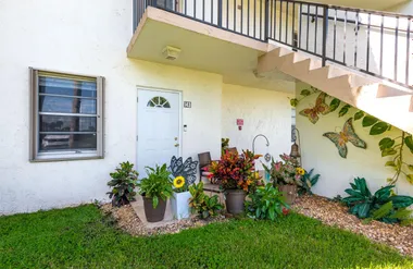 150 LAKE MERYL DR 143, WEST PALM BEACH, ..., West Palm Beach, FL 33411
