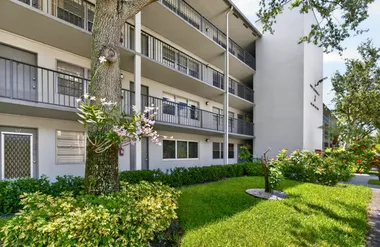 101 SW 132ND WAY 215J, PEMBROKE PINES, F..., Pembroke Pines, FL 33027