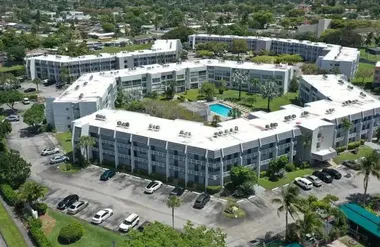 6700 ROYAL PALM BLVD 203D, MARGATE, FL, ..., Margate, FL 33063