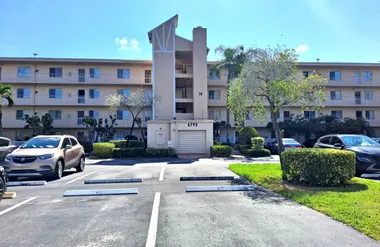 6795 HUNTINGTON LN 405, DELRAY BEACH, FL..., Delray Beach, FL 33446