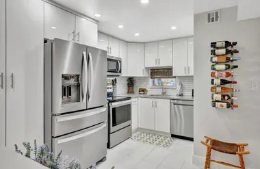 700 S HOLLYBROOK DR 104, PEMBROKE PINES,..., Pembroke Pines, FL 33025