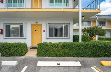 3120 LAKE OSBORNE DR 7 106, LAKE WORTH B..., Lake Worth Beach, FL 33461
