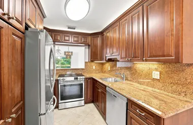 8829 BELLA VISTA DR 282, BOCA RATON, FL,..., Boca Raton, FL 33433