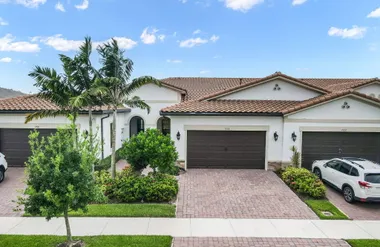 7520 N BLUE SPRING DR, PARKLAND, FL, 330..., Parkland, FL 33067
