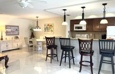 1315 HIGH POINT WAY B, DELRAY BEACH, FL,..., Delray Beach, FL 33445