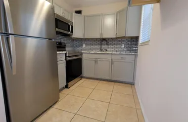 208 EASTHAMPTON I I, WEST PALM BEACH, FL..., West Palm Beach, FL 33417
