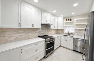 9411 N HOLLYBROOK LAKE DR 310, PEMBROKE ..., Pembroke Pines, FL 33025