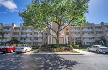 9560 WELDON CIR J210, TAMARAC, FL, 33321, Tamarac, FL 33321