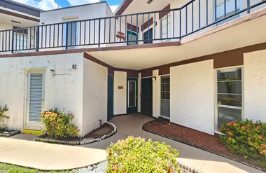 6 GREENWAY VLG 105, ROYAL PALM BEACH, FL..., Royal Palm Beach, FL 33411