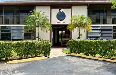 9391 S BELFORT CIR 211, TAMARAC, FL, 333..., Tamarac, FL 33321