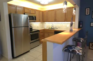 105 OXFORD 100 100, WEST PALM BEACH, FL,..., West Palm Beach, FL 33417