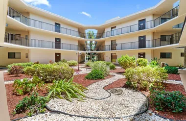 5100 LAS VERDES CIR 316, DELRAY BEACH, F..., Delray Beach, FL 33484