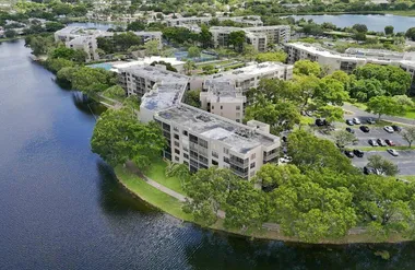 1100 COLONY POINT CIR 121, PEMBROKE PINE..., Pembroke Pines, FL 33026