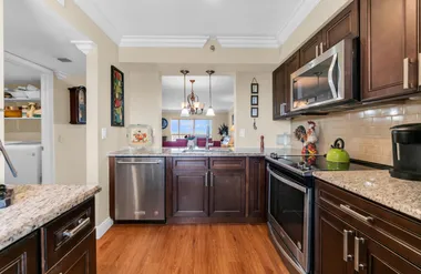 7240 HUNTINGTON LN 703, DELRAY BEACH, FL..., Delray Beach, FL 33446