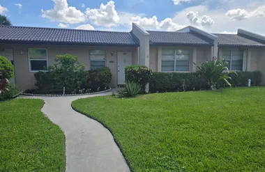 135 LAKE MERYL DR, WEST PALM BEACH, FL, ..., West Palm Beach, FL 33411