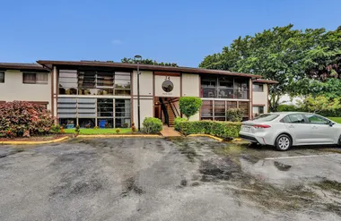 9414 S BELFORT CIR 215, TAMARAC, FL, 333..., Tamarac, FL 33321
