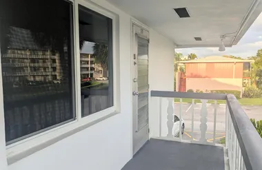 100 KINGSWOOD E, WEST PALM BEACH, FL, 33..., West Palm Beach, FL 33417