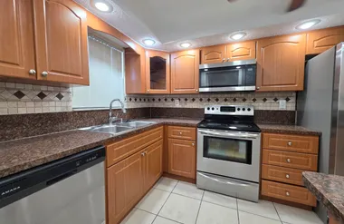 5860 NW 44TH ST 502, LAUDERHILL, FL, 333..., Lauderhill, FL 33319
