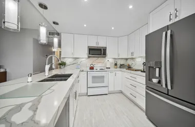 364 WELLINGTON J J, WEST PALM BEACH, FL,..., West Palm Beach, FL 33417