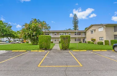 305 NORWICH M M, WEST PALM BEACH, FL, 33..., West Palm Beach, FL 33417
