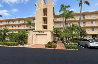 6865 HUNTINGTON LN 203, DELRAY BEACH, FL..., Delray Beach, FL 33446