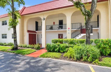 453 LAKE FRANCES DR, WEST PALM BEACH, FL..., West Palm Beach, FL 33411