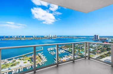 220 LAKE SHORE DR 2202, LAKE PARK, FL, 3..., Lake Park, FL 33403