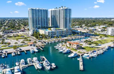 220 LAKE SHORE DR 503, LAKE PARK, FL, 33..., Lake Park, FL 33403