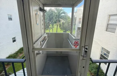 573 FLANDERS L L, DELRAY BEACH, FL, 3348..., Delray Beach, FL 33484