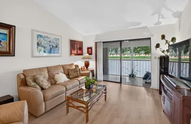 15301 PEMBRIDGE AVE 61, DELRAY BEACH, FL..., Delray Beach, FL 33484