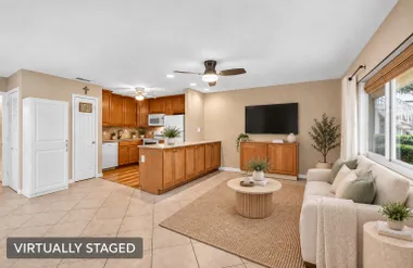221 COVENTRY J J, WEST PALM BEACH, FL, 3..., West Palm Beach, FL 33417