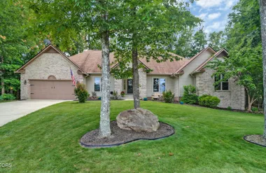 14 Creigmont Ct, Crossville, TN 38558