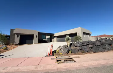 2874 W INDIAN PEAKS CIR, ST GEORGE, UT, ..., St George, UT 84770
