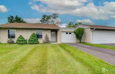27 LARCH PLZ B, MONROE, NJ, 08831, Monroe, NJ 08831