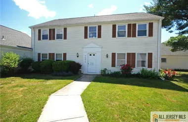 220 MANCHESTER LN B, MONROE, NJ, 08831, Monroe, NJ 08831