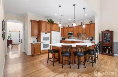 11 VANDERBILT CT, OLD BRIDGE, NJ, 08857, Old Bridge, NJ 08857