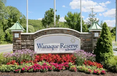 5111 WARRENS WAY 11, WANAQUE BORO, NJ, 0..., Wanaque Boro, NJ 07465