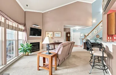 4 WATERMAN LN 412, HILLSBOROUGH TWP., NJ..., Hillsborough Twp., NJ 08844